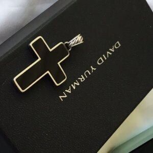 David Yurman Sterling  Black Cross Large Mint EUC